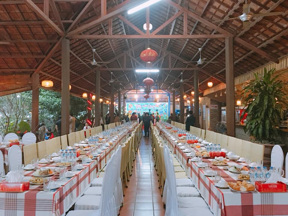 Nhà hàng tại Quảng Tây Resort